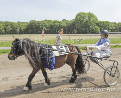 4097 – pony -7